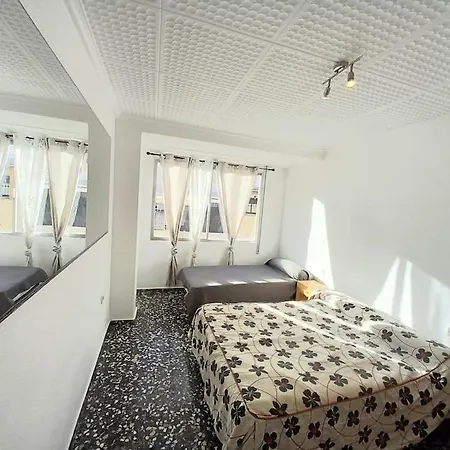 Capitan Segarra Center * Αλικάντε